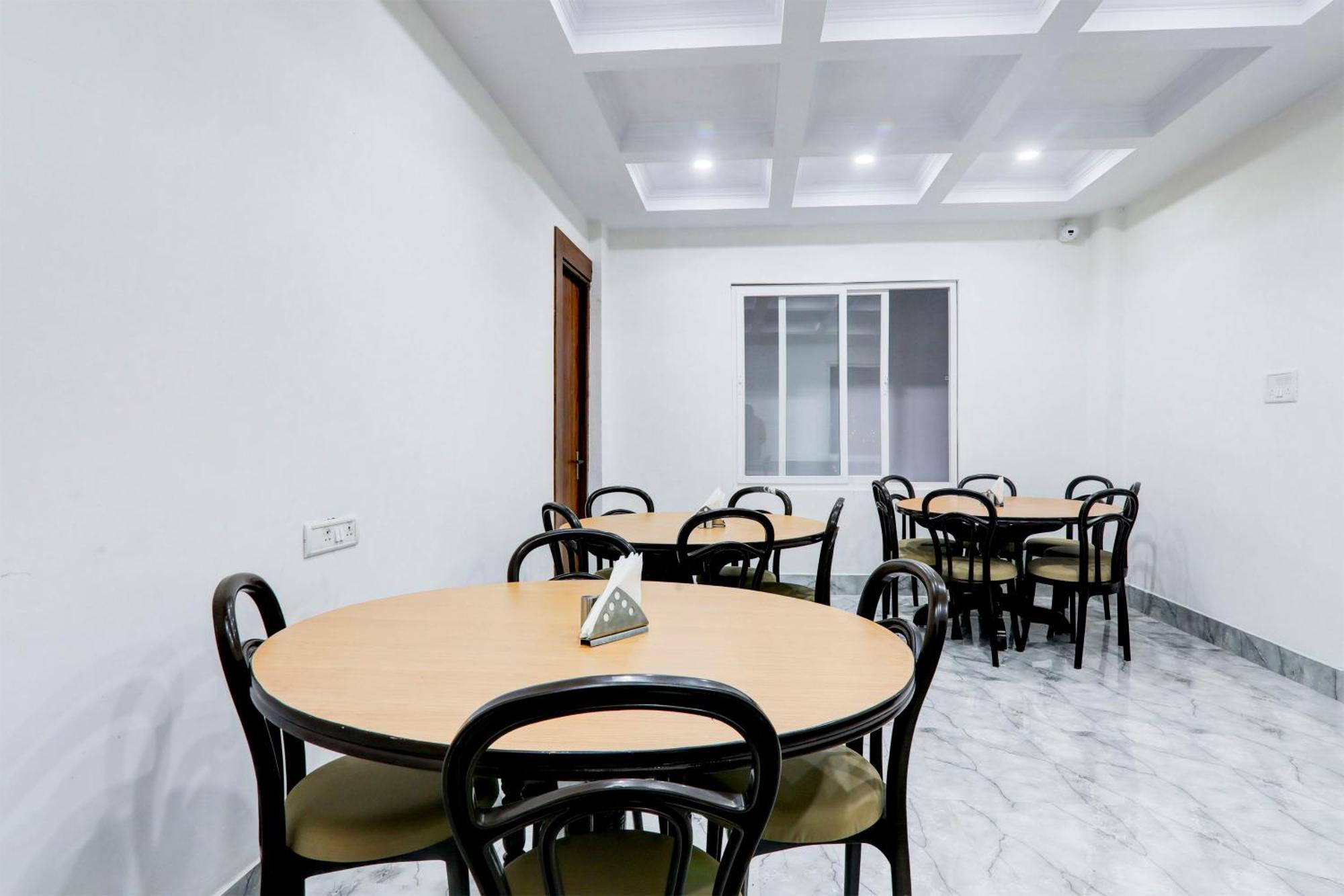 ホテル Super Townhouse Gls International ラクナウ エクステリア 写真